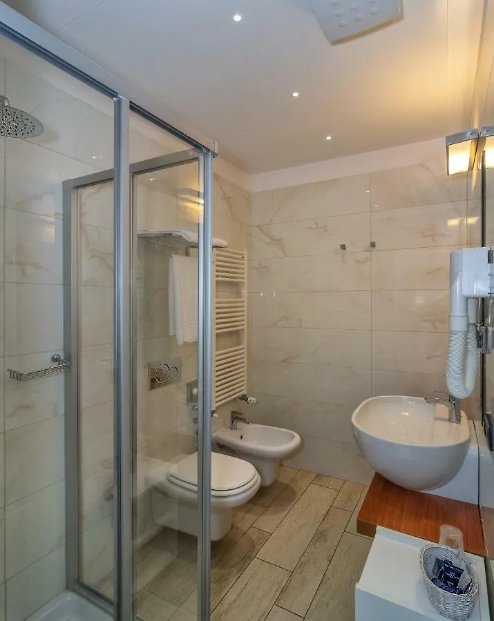 Hotel Central Park Marina di Pietrasanta 3*,
