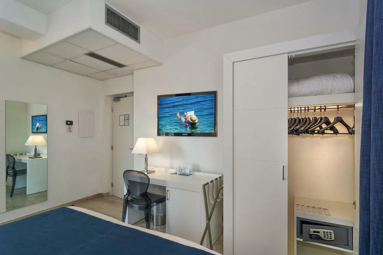 Hotel Central Park Marina di Pietrasanta Italy