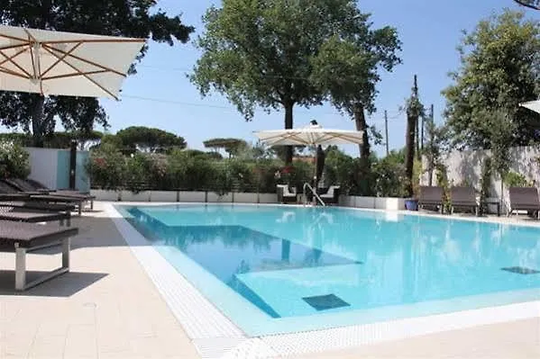 Hotel Central Park Marina di Pietrasanta 3*,