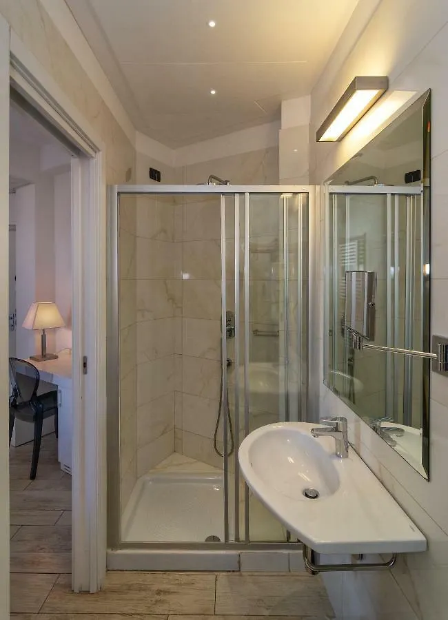 Hotel Central Park Marina di Pietrasanta 3*,  Olaszország